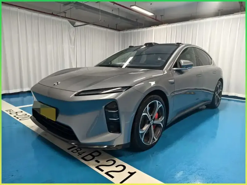 NIO ET5, 2025