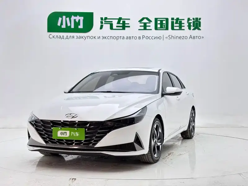 Hyundai Elantra, 2023