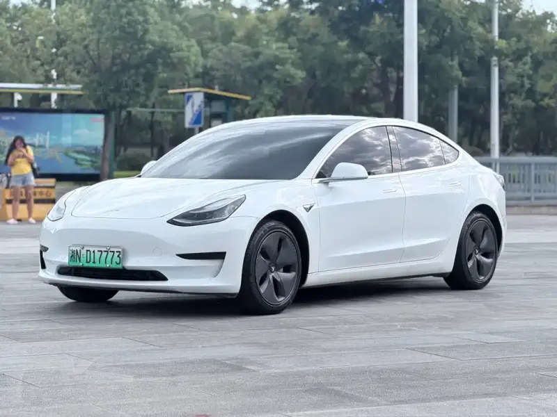 Tesla Model 3, 2020