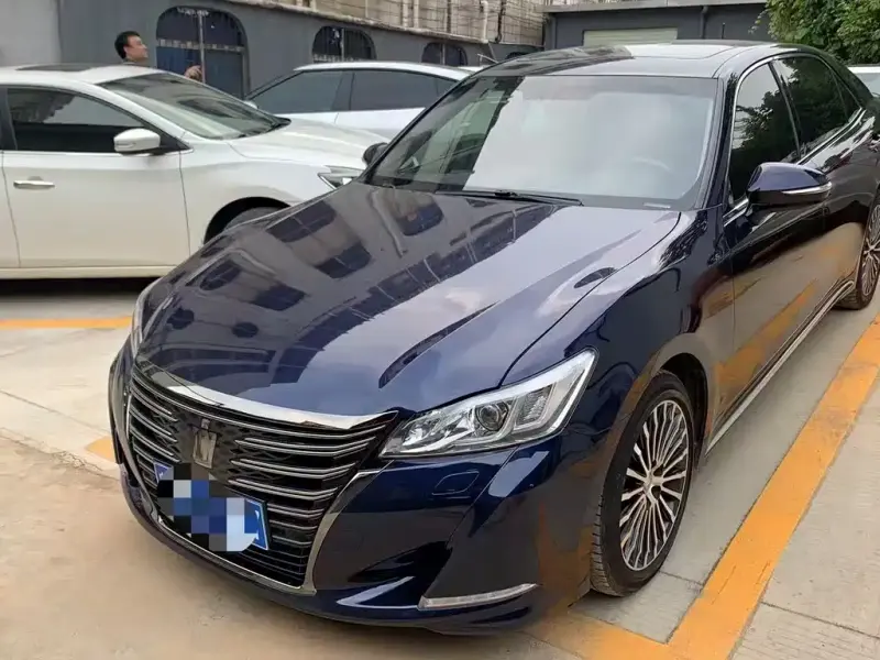 Toyota Crown, 2019