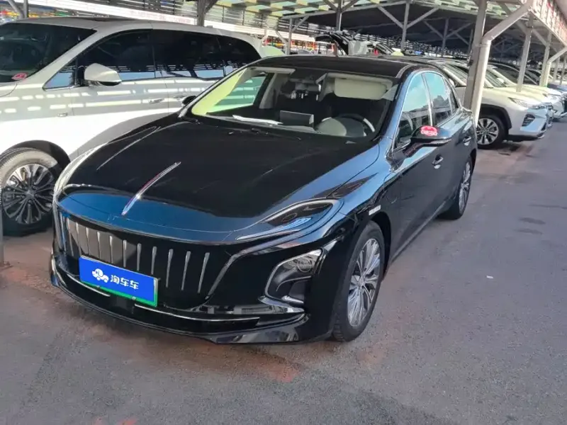 Hongqi E-QM5, 2024