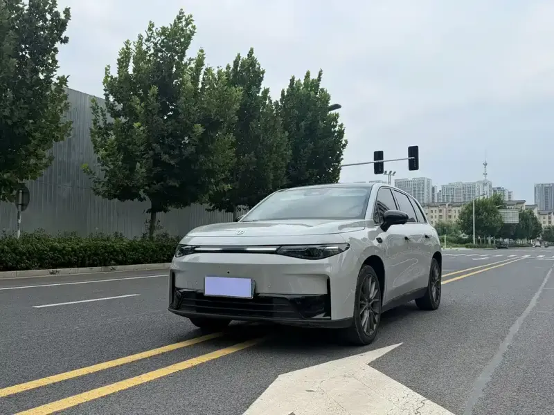 Leapmotor C10, 2025