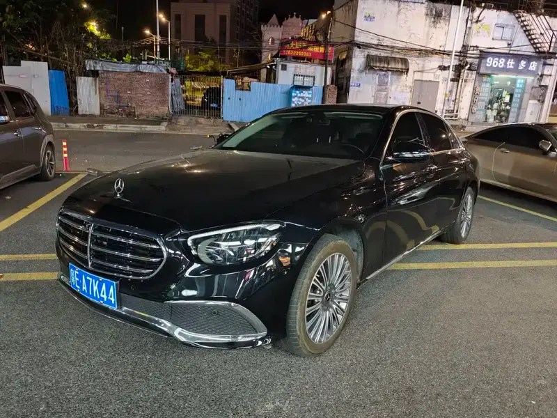 Mercedes-Benz E-Class, 2022