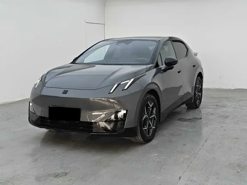 Lynk & Co Z20, 2024