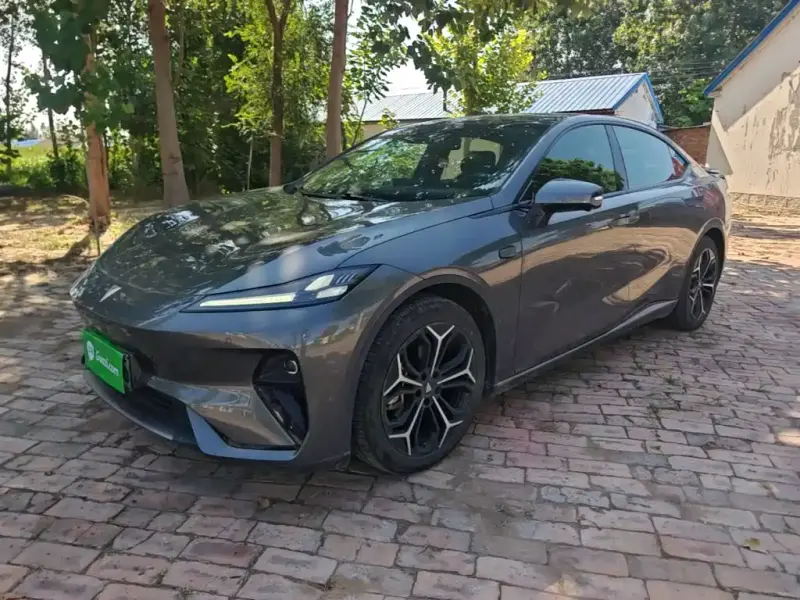 Deepal L07, 2025