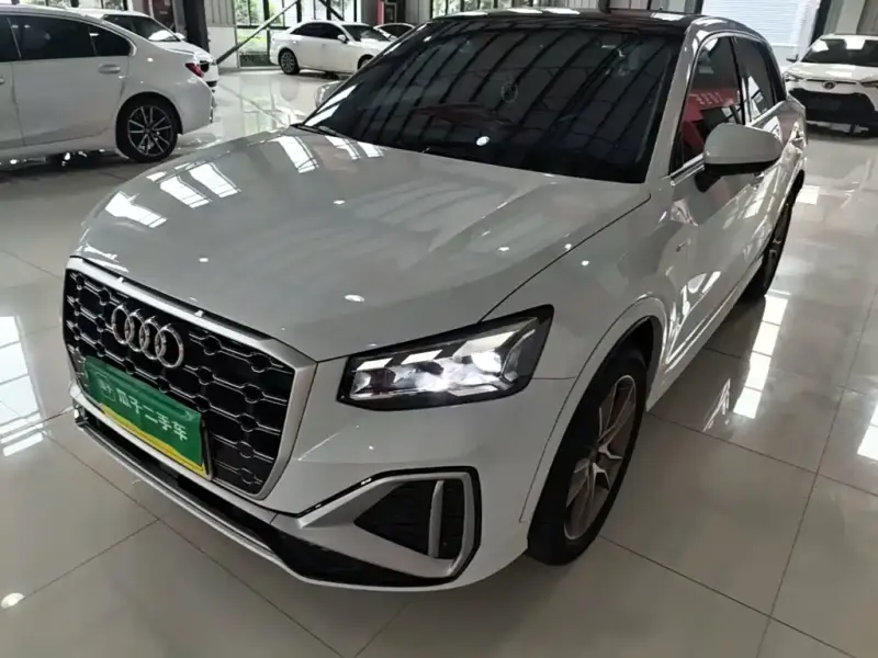 Audi Q2L, 2023