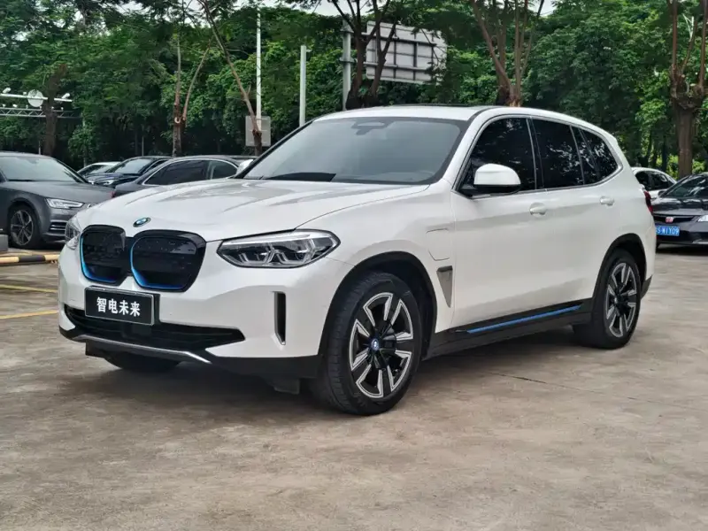 BMW iX3, 2021
