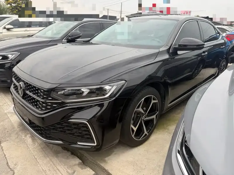 Volkswagen Passat, 2024