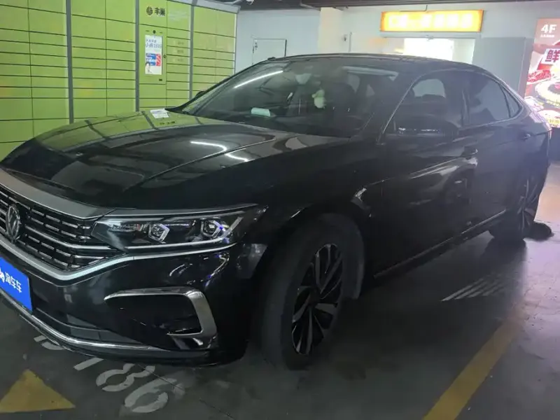 Volkswagen Passat, 2023