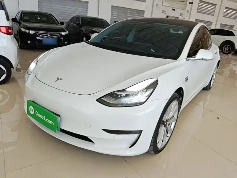 Tesla Model 3, 2019