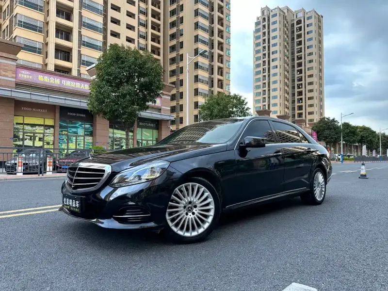 Mercedes-Benz E-Class, 2015