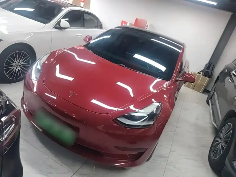 Tesla Model 3, 2021