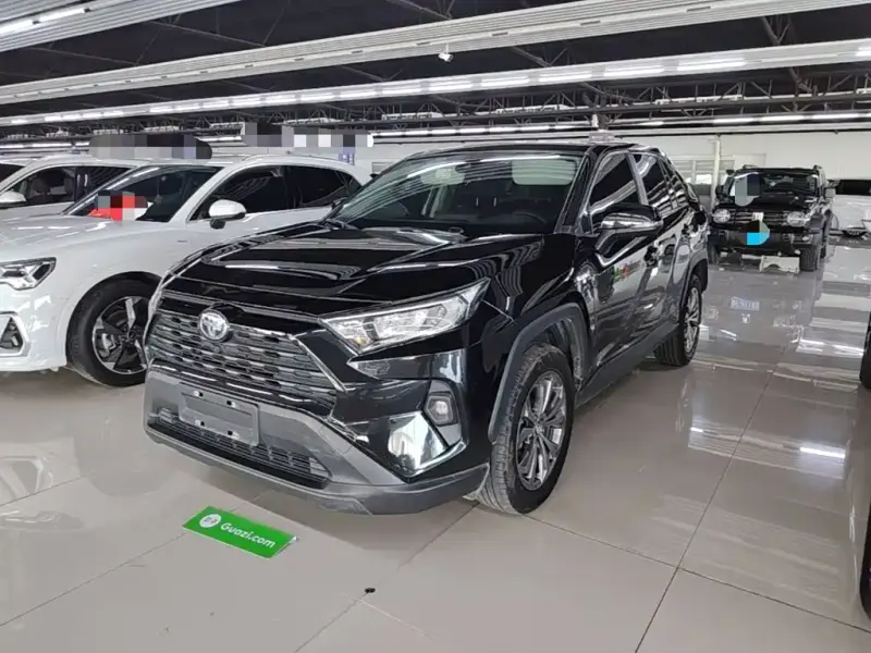 Toyota RAV4, 2023