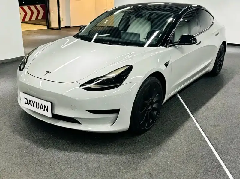 Tesla Model 3, 2021