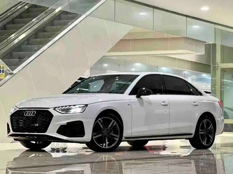 Audi A4L, 2022