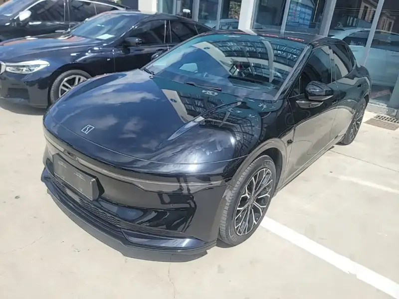 Zeekr 007, 2024