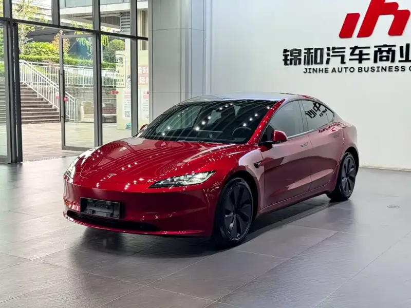 Tesla Model 3, 2023
