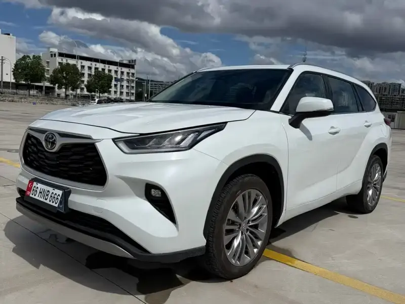Toyota Highlander, 2023