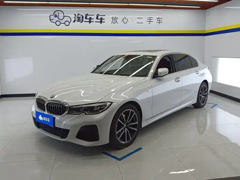 BMW 3 Series, 2022