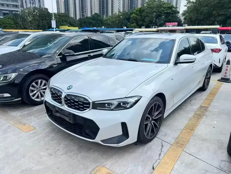 BMW 3 Series, 2022