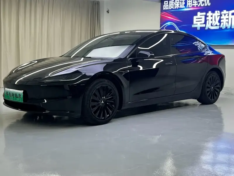 Tesla Model 3, 2023