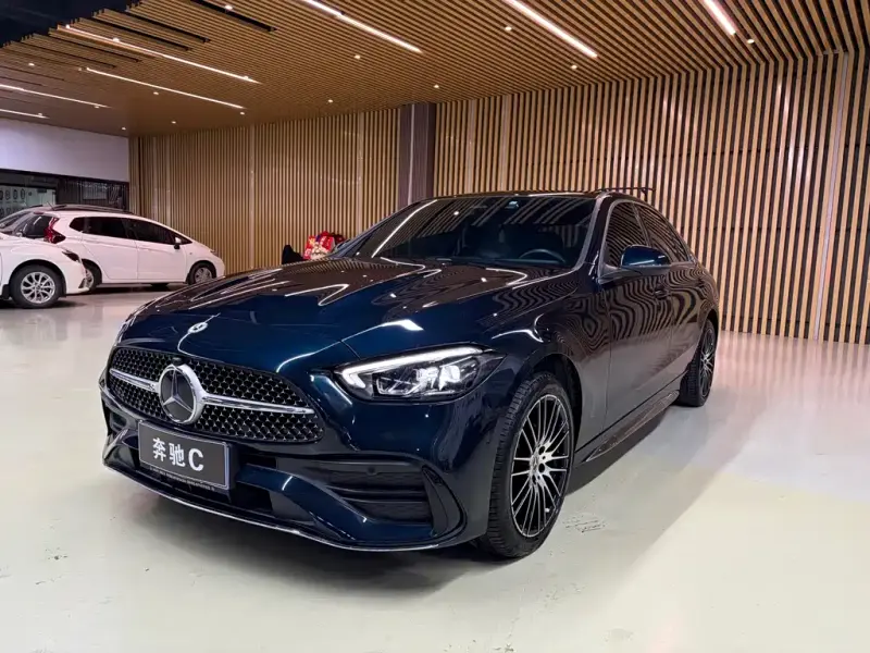 Mercedes-Benz C-Class, 2022