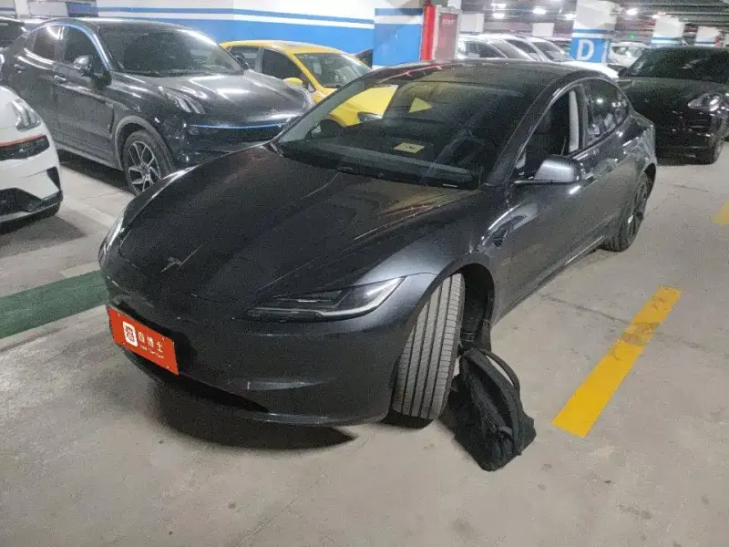 Tesla Model 3, 2024