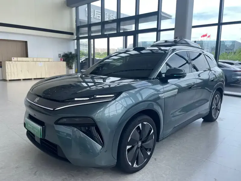 BYD Tang L, 2025