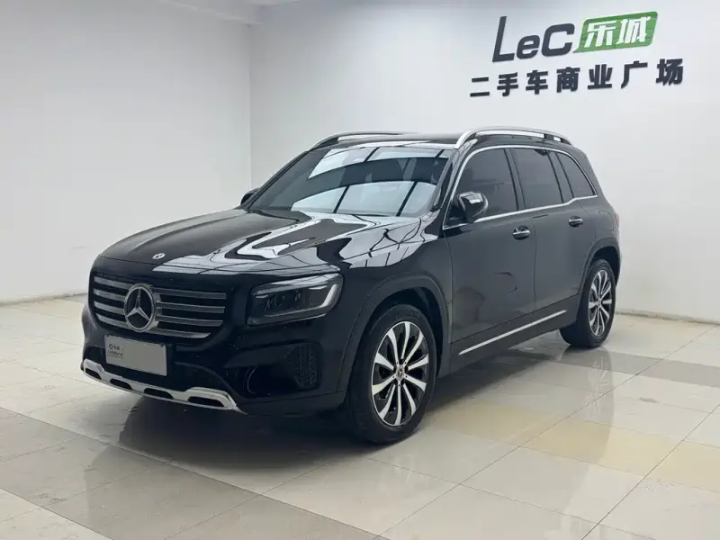 Mercedes-Benz GLB, 2024
