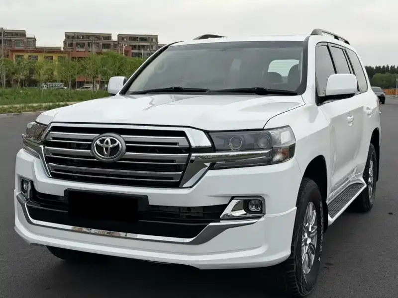 Toyota Land Cruiser, 2012