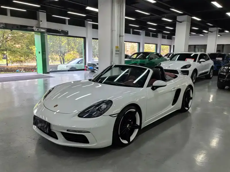Porsche 718, 2017