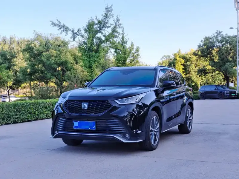 Toyota Crown Kluger, 2024