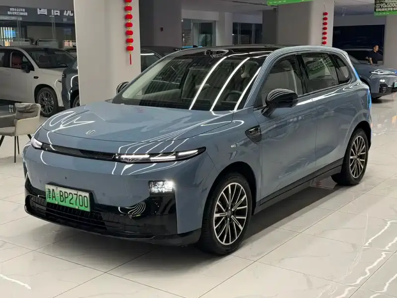 Leapmotor B10, 2025