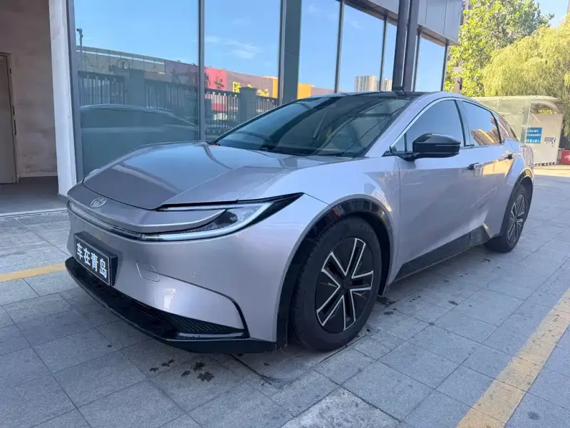 Toyota bZ5, 2025