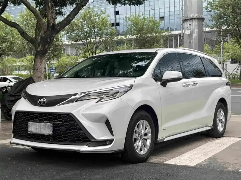 Toyota Granvia, 2025