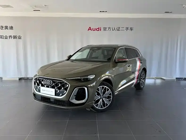 Audi Q5L, 2025
