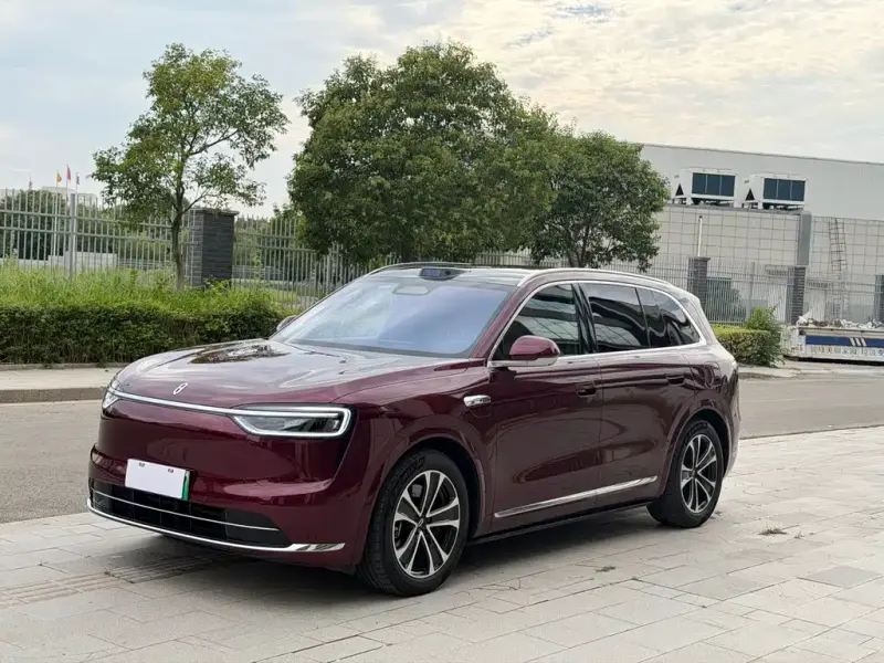 AITO M7, 2025