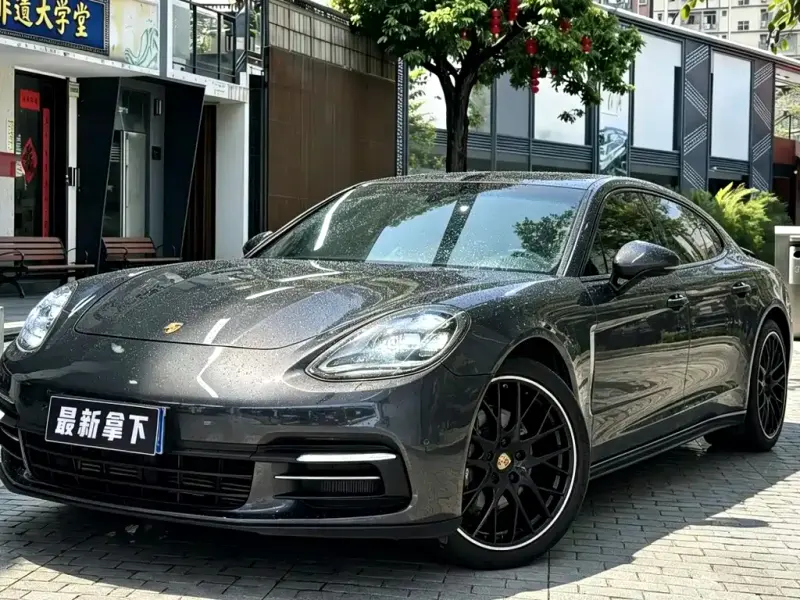 Porsche Panamera, 2018