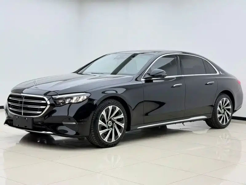 Mercedes-Benz E-Class Mercedes-Benz E-Class 2024 Facelift E 300 L Luxury Type, 2024 — фото 1