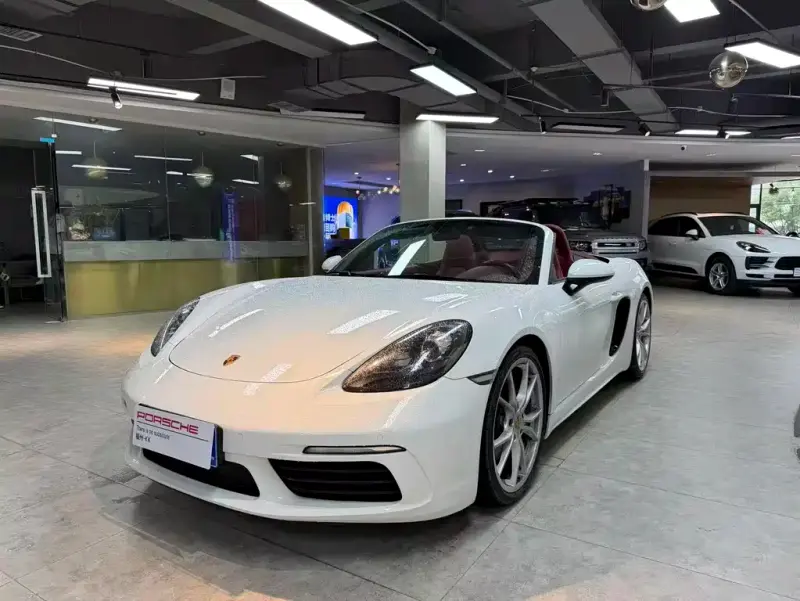 Porsche 718, 2022