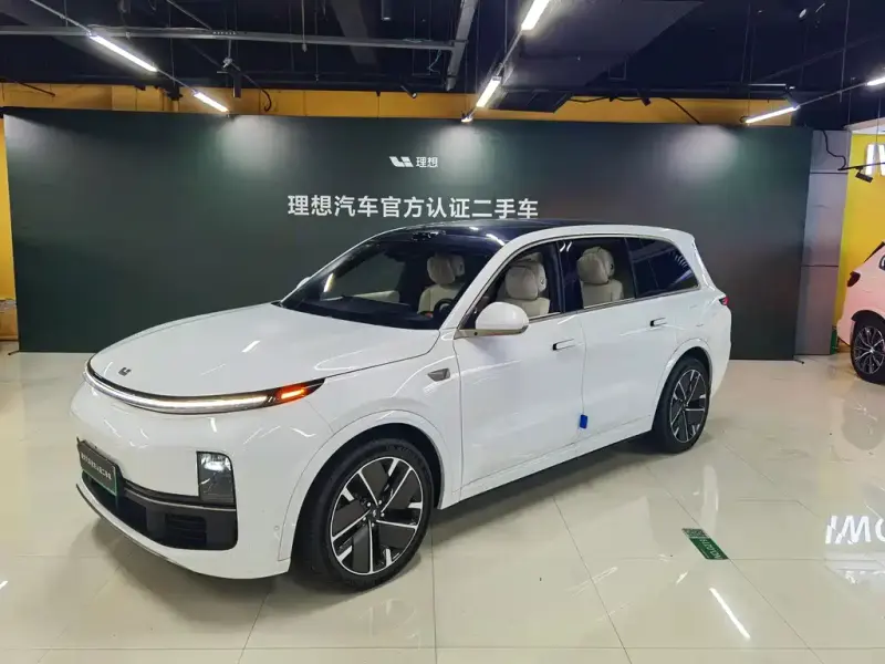 Li Auto Li L9, 2025