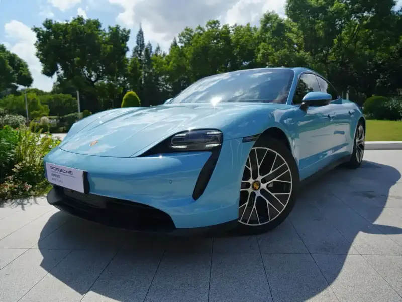 Porsche Taycan, 2021