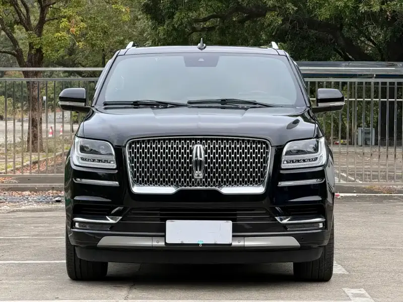 Lincoln Navigator, 2022