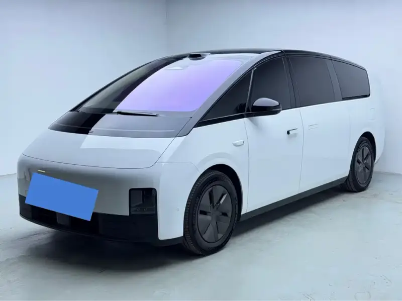 Li Auto Li MEGA, 2025
