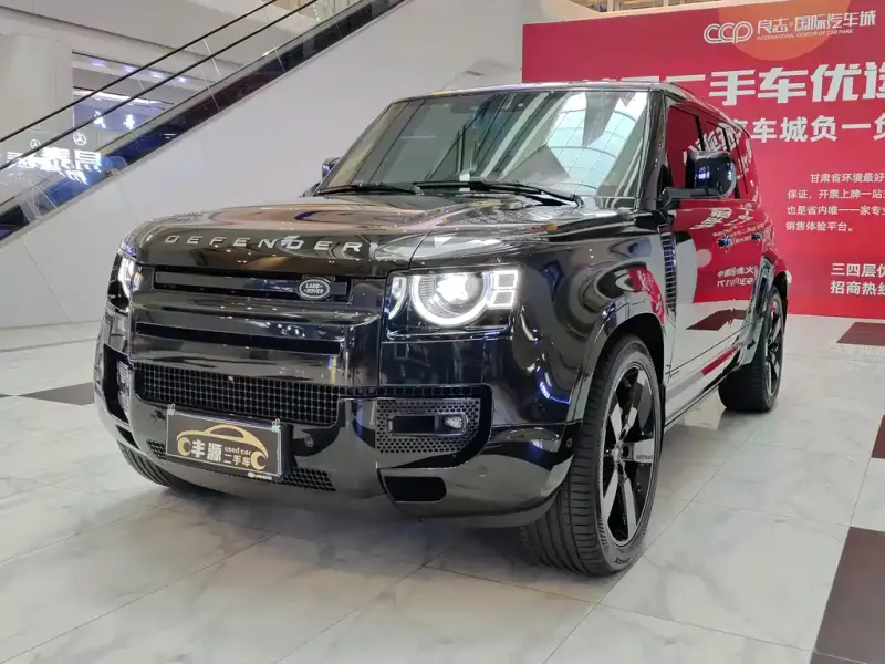 Land Rover Defender, 2021