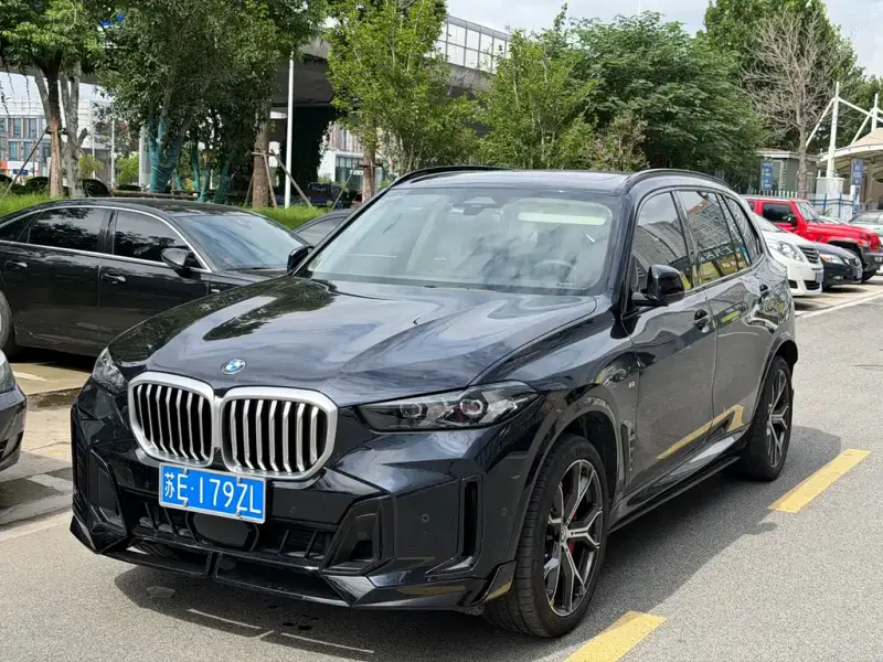 BMW X5 BMW X5 2026 xDrive 30Li Premium Type M Sport Night Package, 2026 — фото 1