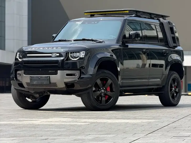 Land Rover Defender, 2023