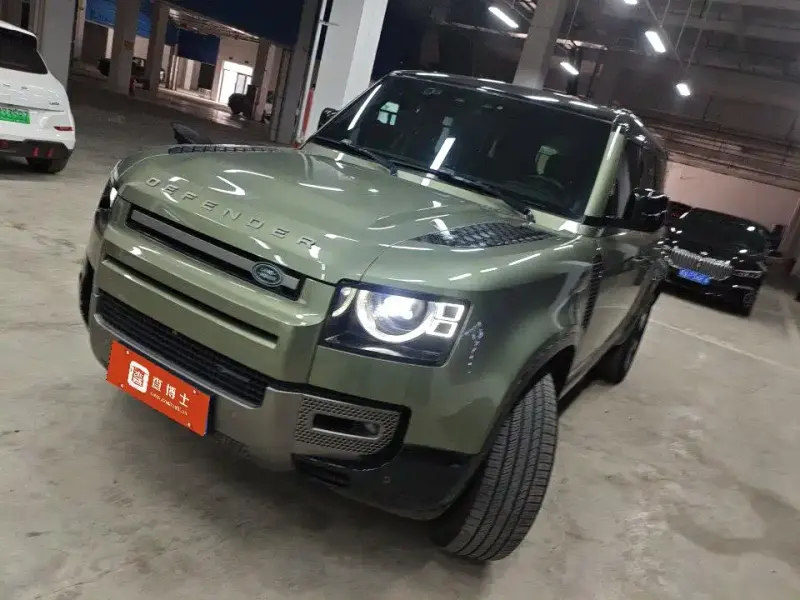 Land Rover Defender, 2023