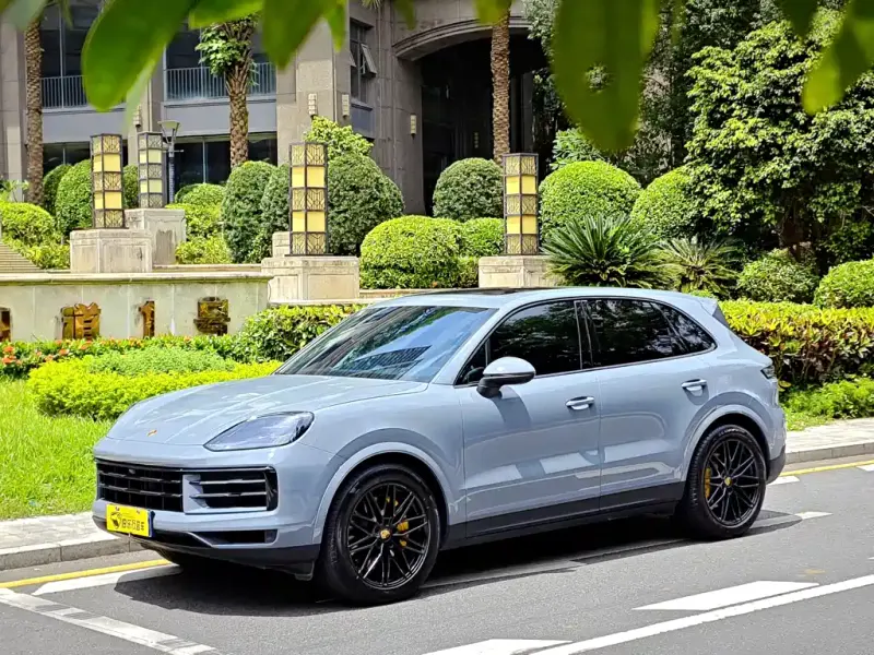 Porsche Cayenne, 2025