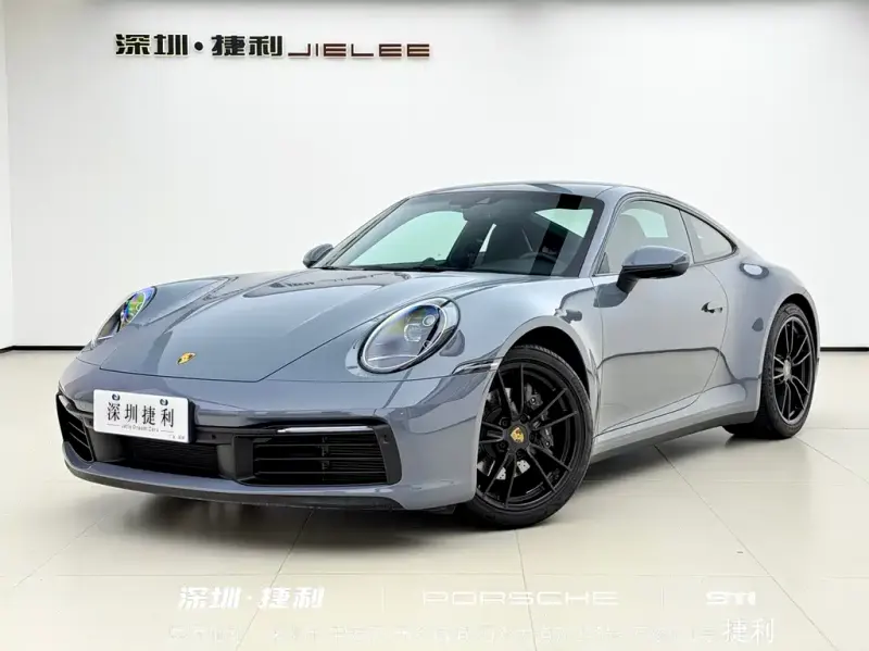Porsche 911, 2025